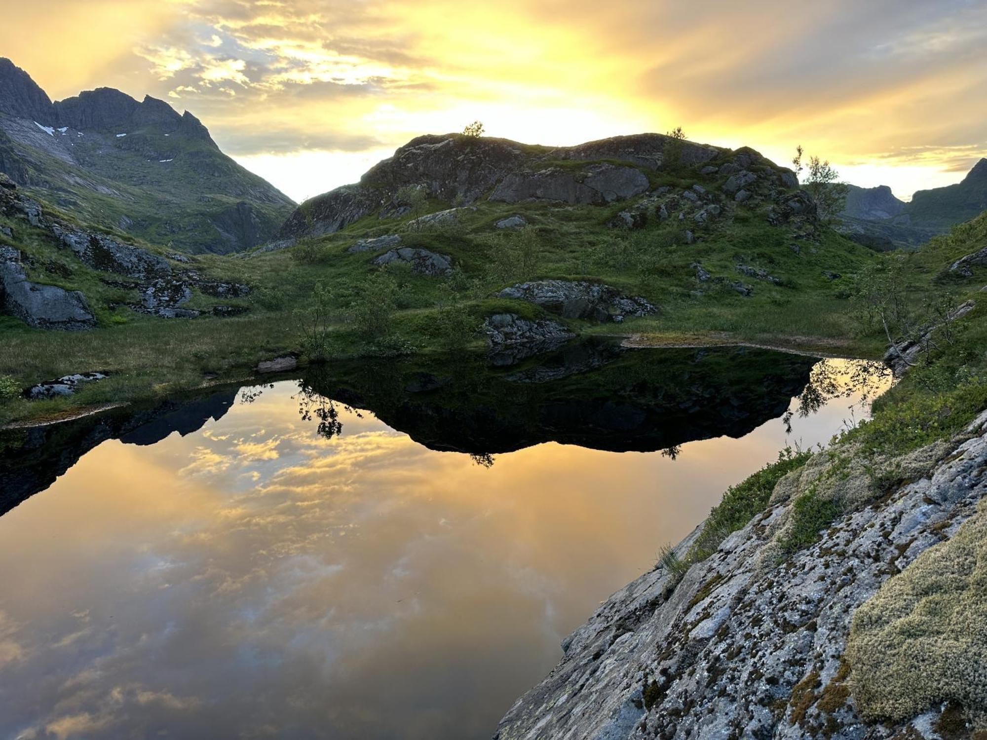 Romantisk hus-med panorama utsikt over lofotodden Sørvågen Eksteriør bilde